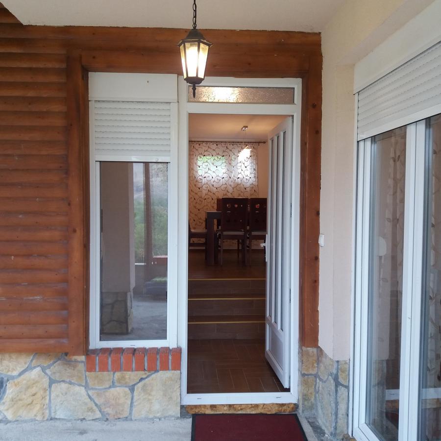 Vitas Kremna Exterior photo